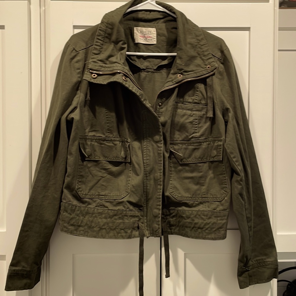 ASHLEY BY 26 International Utility Collection Ladies Jacket. Olive Green. XL